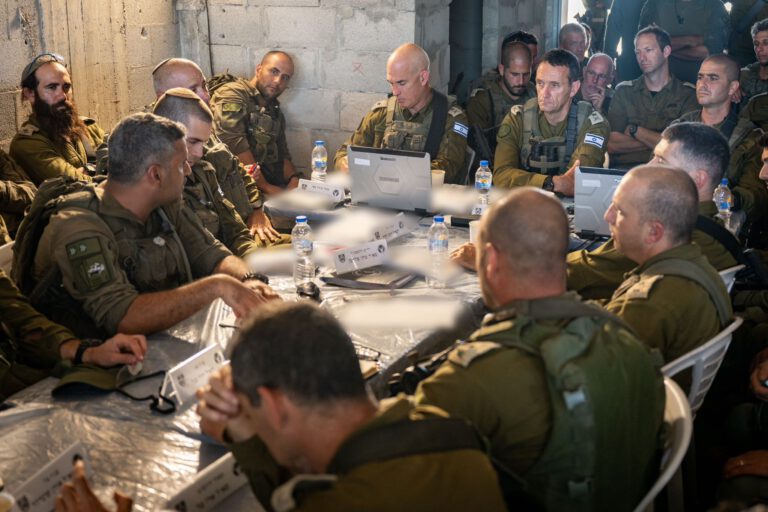 Lagebesprechung der IDF